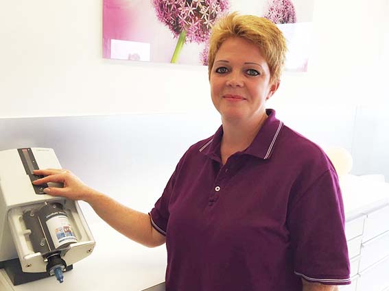 Christiane Kramp Stuhlassistenz