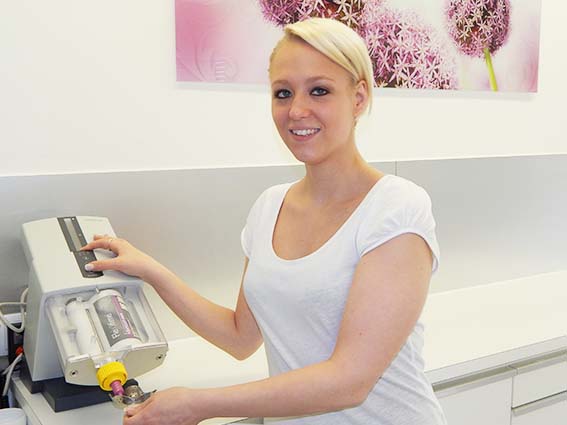 Sandra Kopp Professionelle Zahnreinigung